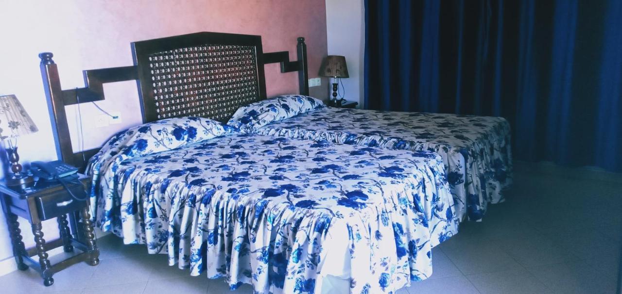 Hotel Cote D'Or מדיק מראה חיצוני תמונה